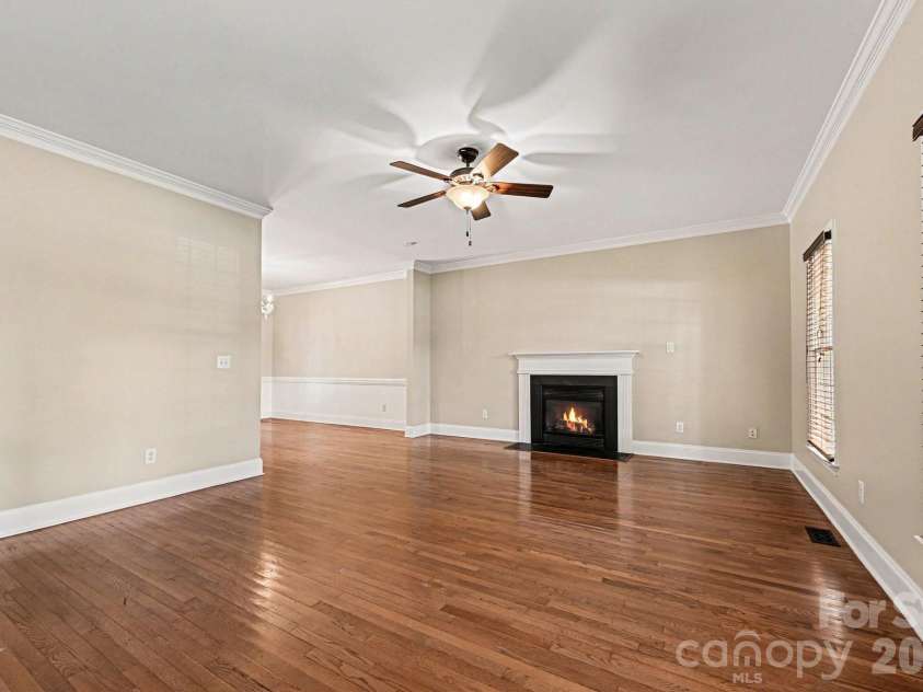 10403 Persimmon Creek Drive, Charlotte, NC 28227.  MLS# CAR4393155, YatesRealty ID 36767. 