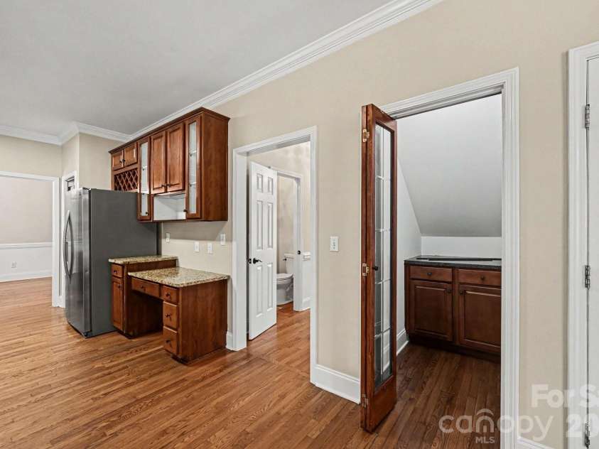 10403 Persimmon Creek Drive, Charlotte, NC 28227.  MLS# CAR4393155, YatesRealty ID 36767. 