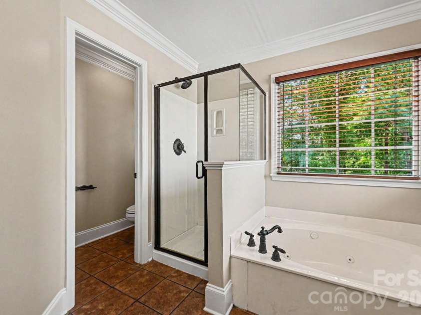 10403 Persimmon Creek Drive, Charlotte, NC 28227.  MLS# CAR4393155, YatesRealty ID 36767. 