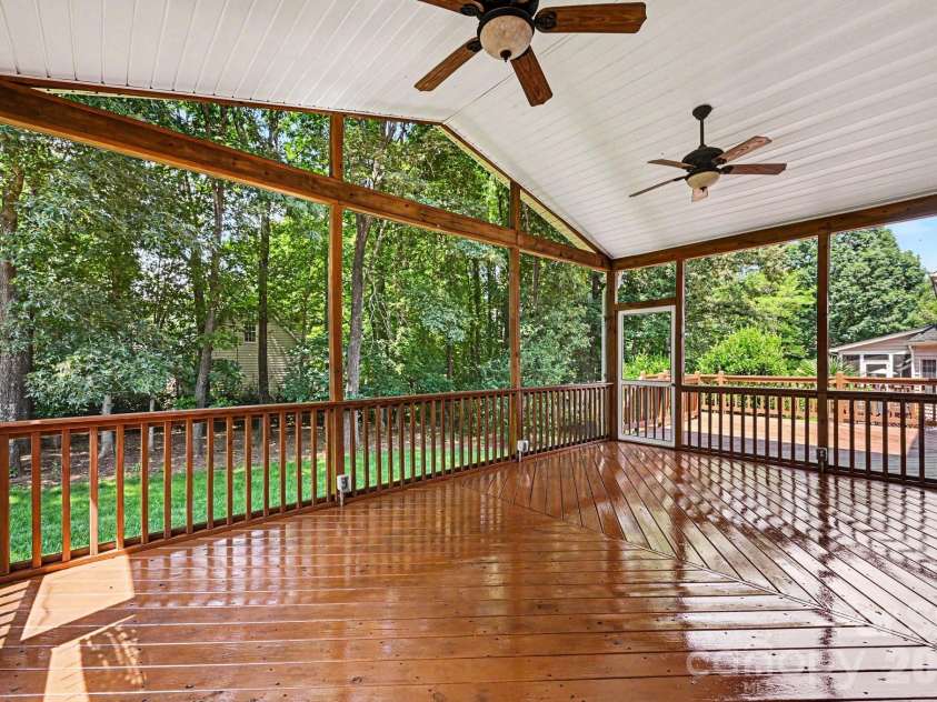 10403 Persimmon Creek Drive, Charlotte, NC 28227.  MLS# CAR4393155, YatesRealty ID 36767. 