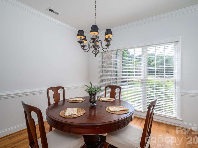 4017 Foxes Trail, Cramerton, NC 28032.  MLS# CAR4392381, YatesRealty ID 36768. 