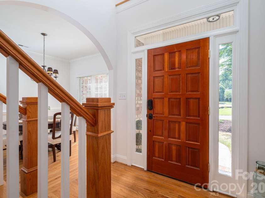 4017 Foxes Trail, Cramerton, NC 28032.  MLS# CAR4392381, YatesRealty ID 36768. 