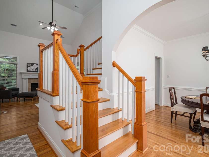 4017 Foxes Trail, Cramerton, NC 28032.  MLS# CAR4392381, YatesRealty ID 36768. 