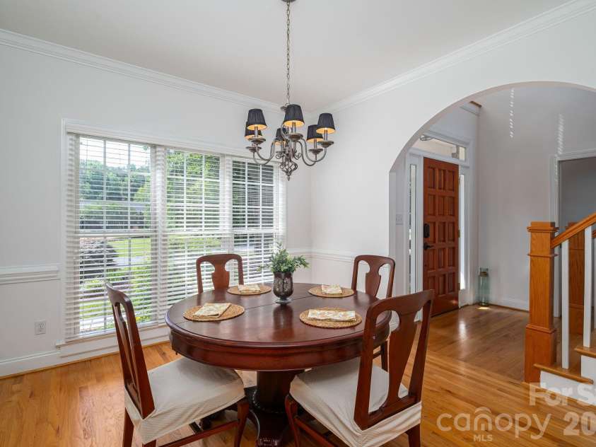 4017 Foxes Trail, Cramerton, NC 28032.  MLS# CAR4392381, YatesRealty ID 36768. Dining room.