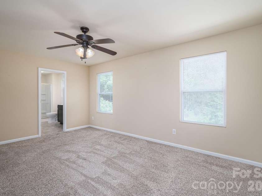 4043 Creekstone Trace, Gastonia, NC 28056.  MLS# CAR4395951, YatesRealty ID 36769. 