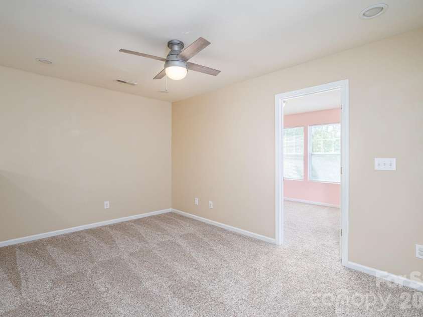 4043 Creekstone Trace, Gastonia, NC 28056.  MLS# CAR4395951, YatesRealty ID 36769. 