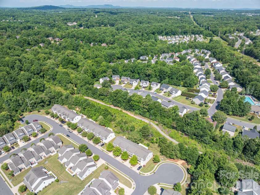 4043 Creekstone Trace, Gastonia, NC 28056.  MLS# CAR4395951, YatesRealty ID 36769. 