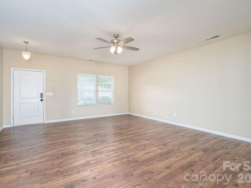 4043 Creekstone Trace, Gastonia, NC 28056.  MLS# CAR4395951, YatesRealty ID 36769. Living room.