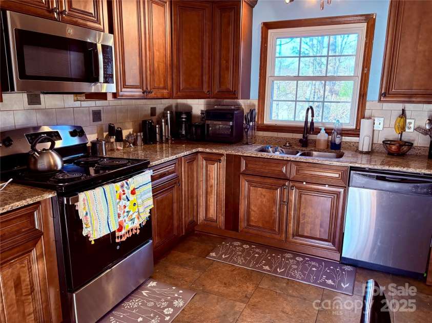 7434 Kilcullen Drive, Charlotte, NC 28270.  MLS# CAR4322316, YatesRealty ID 3677. 