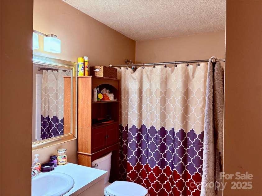 7434 Kilcullen Drive, Charlotte, NC 28270.  MLS# CAR4322316, YatesRealty ID 3677. 