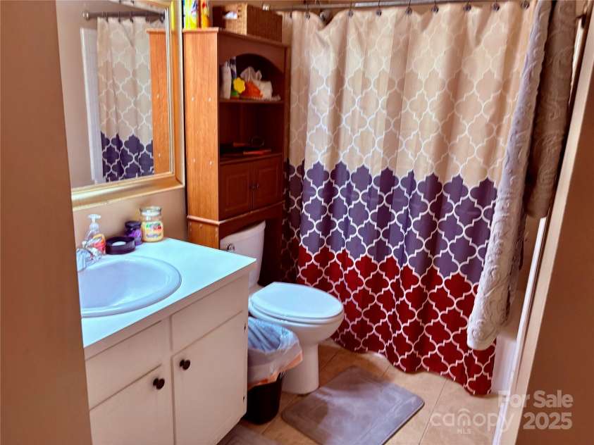 7434 Kilcullen Drive, Charlotte, NC 28270.  MLS# CAR4322316, YatesRealty ID 3677. 