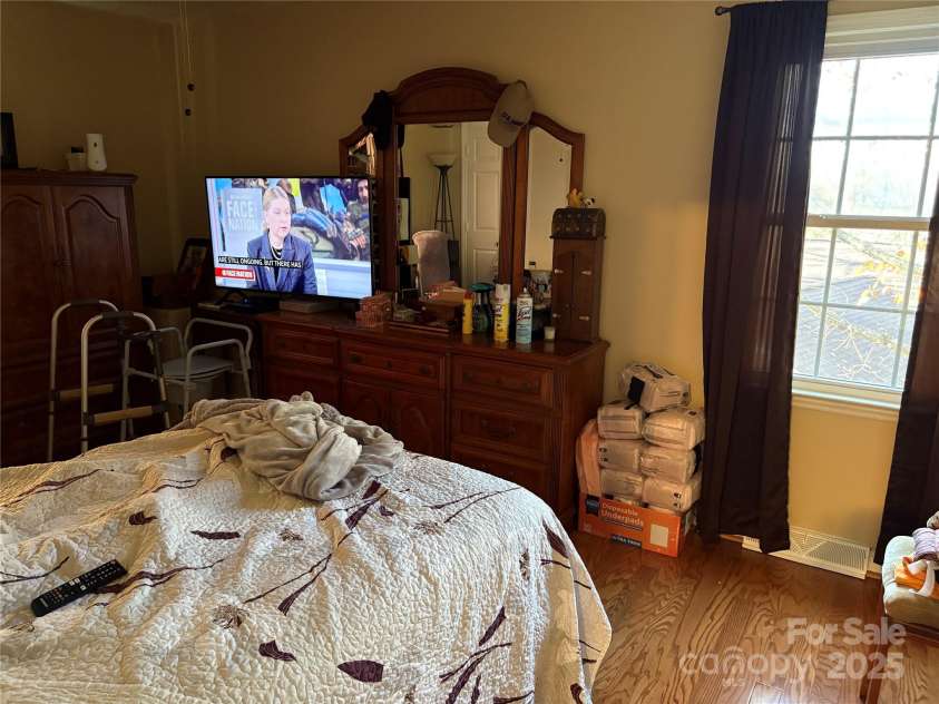 7434 Kilcullen Drive, Charlotte, NC 28270.  MLS# CAR4322316, YatesRealty ID 3677. 