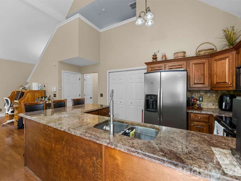 315 Honey Locust Lane, Whittier, NC 28789.  MLS# CAR4403024, YatesRealty ID 36770. 