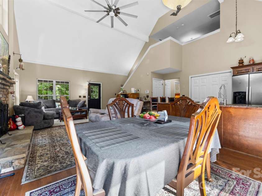 315 Honey Locust Lane, Whittier, NC 28789.  MLS# CAR4403024, YatesRealty ID 36770. 