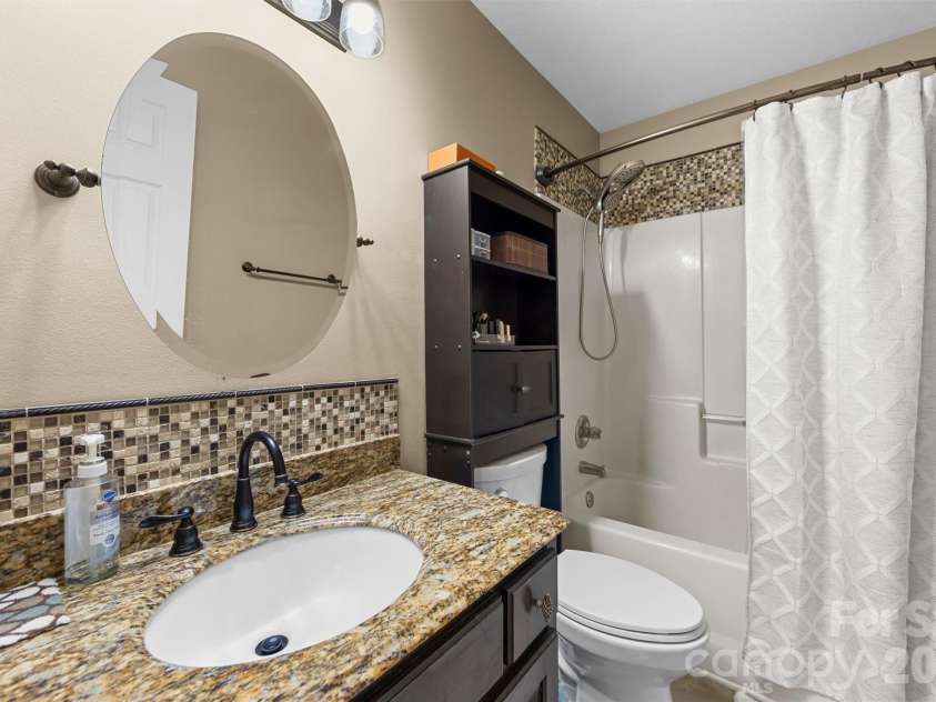 315 Honey Locust Lane, Whittier, NC 28789.  MLS# CAR4403024, YatesRealty ID 36770. 
