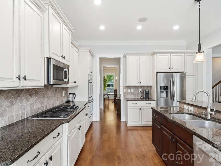 4341 Birkshire Heights, Fort Mill, SC 29708.  MLS# CAR4401452, YatesRealty ID 36771. 