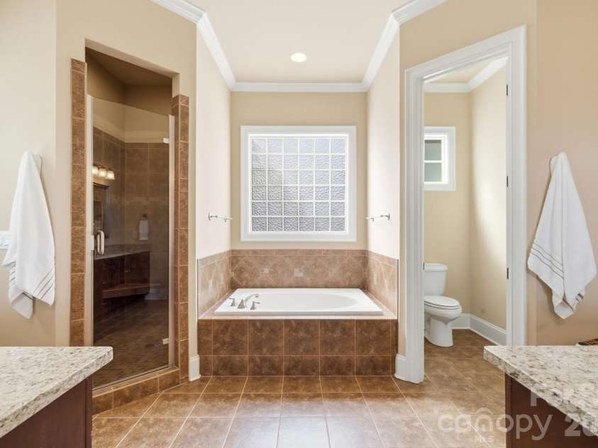 4341 Birkshire Heights, Fort Mill, SC 29708.  MLS# CAR4401452, YatesRealty ID 36771. 