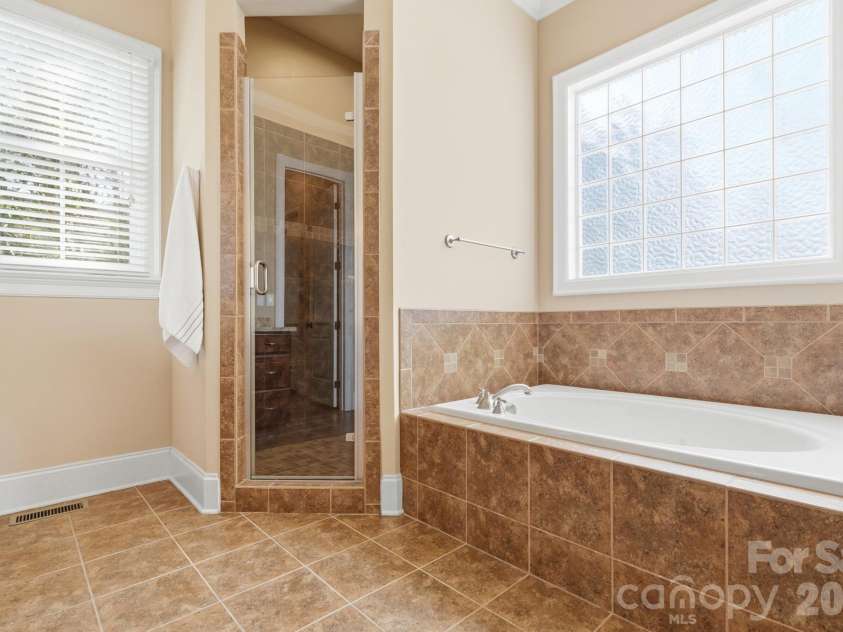 4341 Birkshire Heights, Fort Mill, SC 29708.  MLS# CAR4401452, YatesRealty ID 36771. 