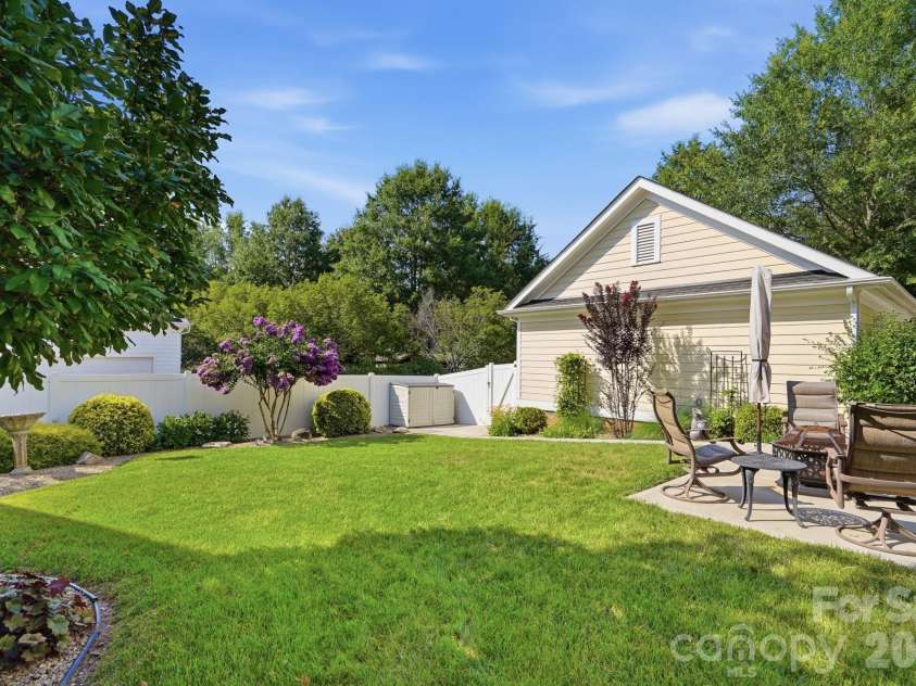 4341 Birkshire Heights, Fort Mill, SC 29708.  MLS# CAR4401452, YatesRealty ID 36771. 