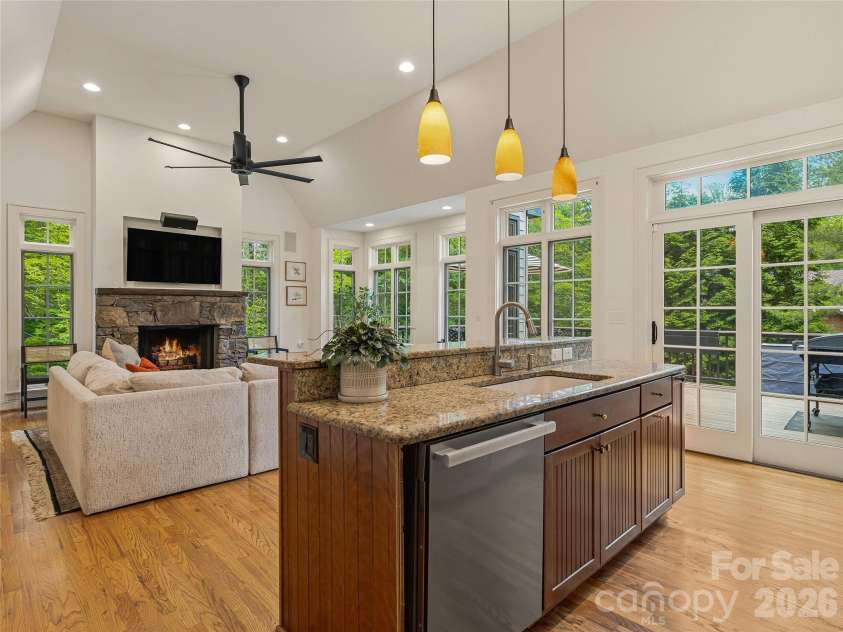 907 Kells Blue Court, Biltmore Lake, NC 28715.  MLS# CAR4388975, YatesRealty ID 36775. 