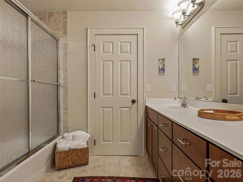 907 Kells Blue Court, Biltmore Lake, NC 28715.  MLS# CAR4388975, YatesRealty ID 36775. 