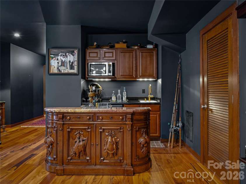 907 Kells Blue Court, Biltmore Lake, NC 28715.  MLS# CAR4388975, YatesRealty ID 36775. 