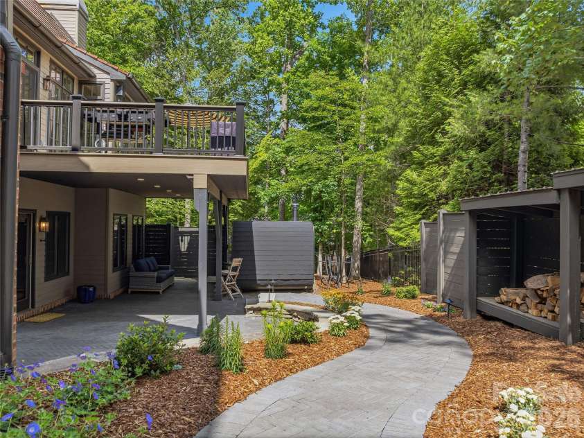 907 Kells Blue Court, Biltmore Lake, NC 28715.  MLS# CAR4388975, YatesRealty ID 36775. 