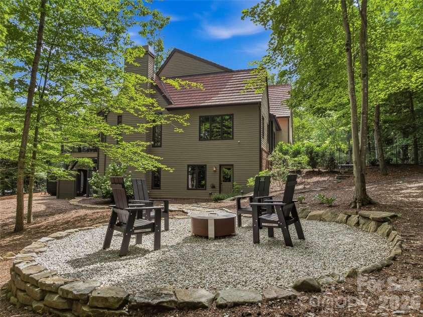 907 Kells Blue Court, Biltmore Lake, NC 28715.  MLS# CAR4388975, YatesRealty ID 36775. 