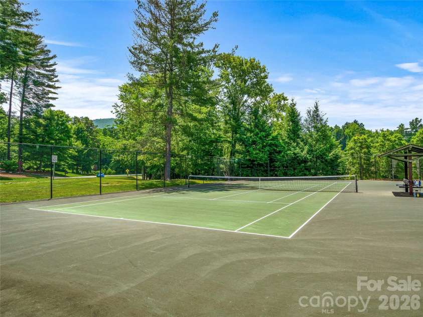 907 Kells Blue Court, Biltmore Lake, NC 28715.  MLS# CAR4388975, YatesRealty ID 36775. 