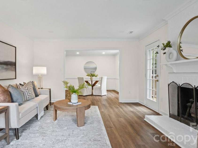 2703 Quailrush Road, Charlotte, NC 28226.  MLS# CAR4400332, YatesRealty ID 36776. 