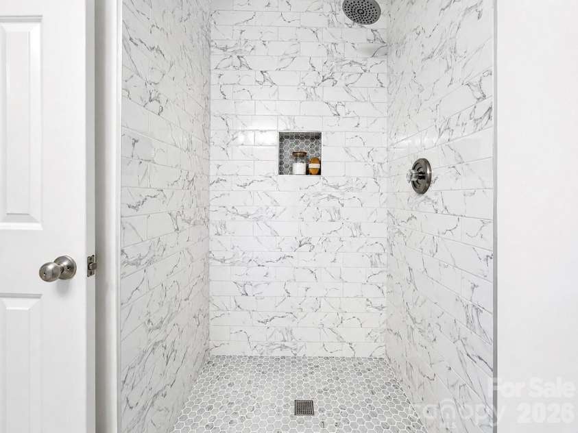 2703 Quailrush Road, Charlotte, NC 28226.  MLS# CAR4400332, YatesRealty ID 36776. 