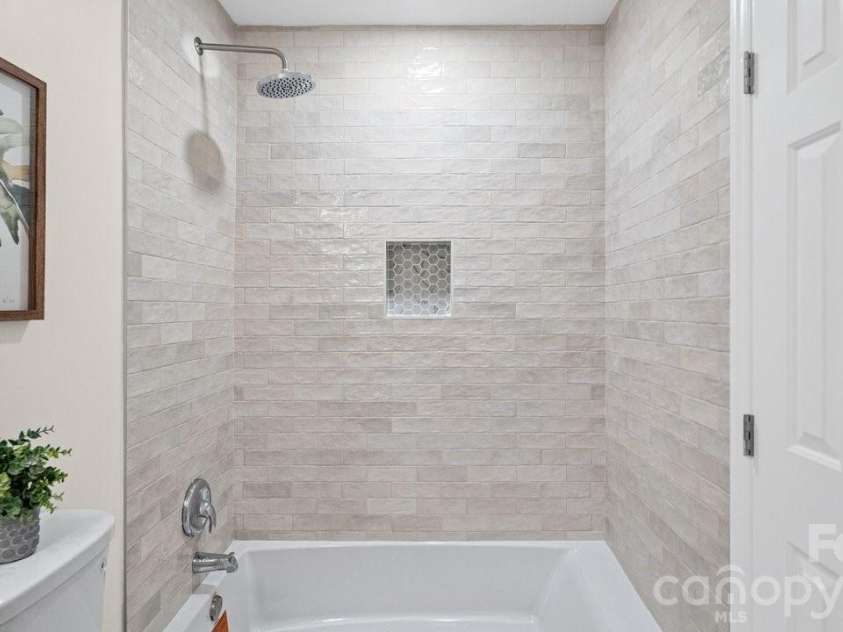 2703 Quailrush Road, Charlotte, NC 28226.  MLS# CAR4400332, YatesRealty ID 36776. 