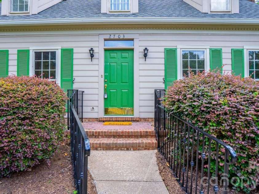 2703 Quailrush Road, Charlotte, NC 28226.  MLS# CAR4400332, YatesRealty ID 36776. 