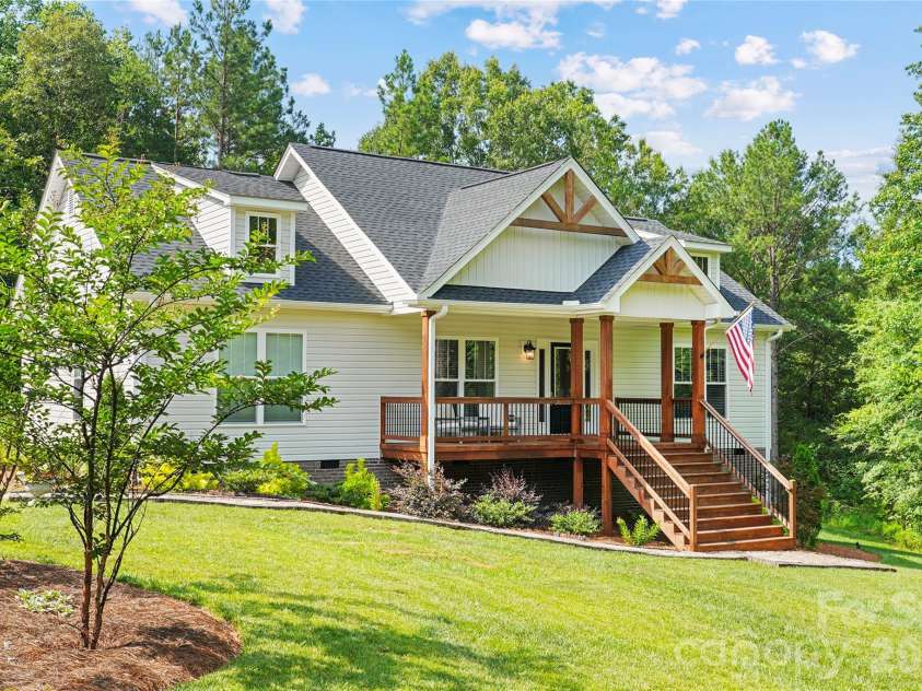 1601 Charlotte Highway, York, SC 29745.  MLS# CAR4398932, YatesRealty ID 36777. 