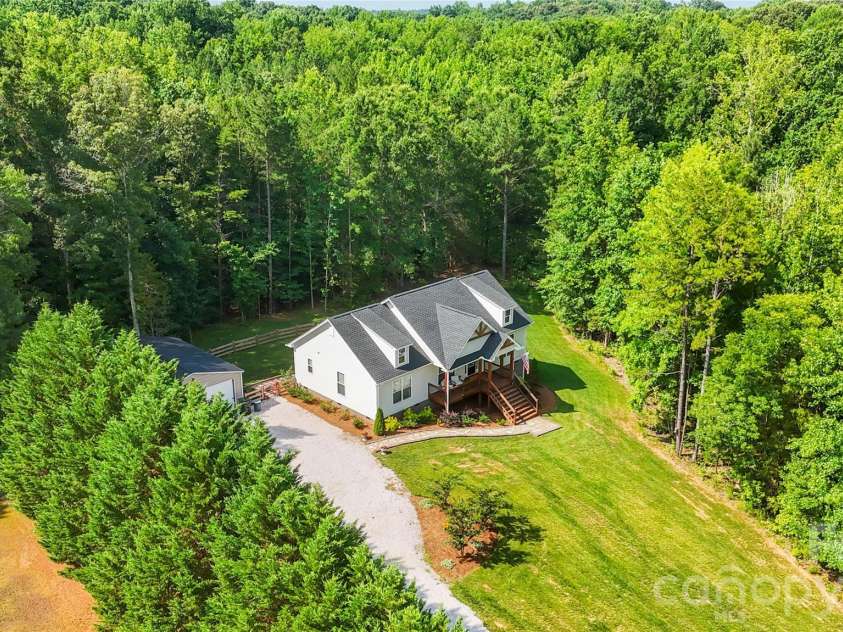 1601 Charlotte Highway, York, SC 29745.  MLS# CAR4398932, YatesRealty ID 36777. 