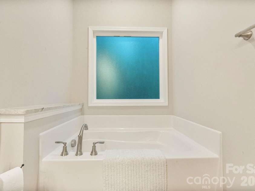 1601 Charlotte Highway, York, SC 29745.  MLS# CAR4398932, YatesRealty ID 36777. 