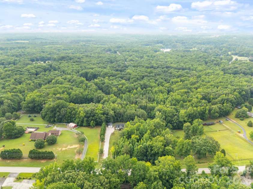 1601 Charlotte Highway, York, SC 29745.  MLS# CAR4398932, YatesRealty ID 36777. 
