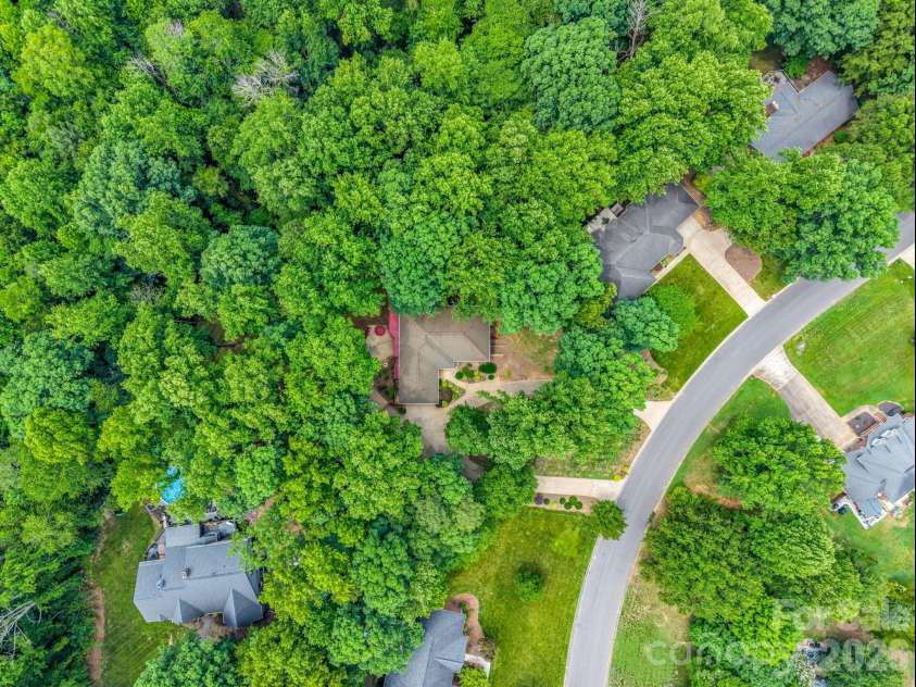 1810 Arbor Way Drive, Shelby, NC 28150.  MLS# CAR4392549, YatesRealty ID 36778. 