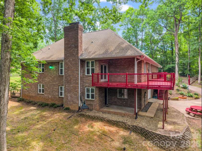 1810 Arbor Way Drive, Shelby, NC 28150.  MLS# CAR4392549, YatesRealty ID 36778. Covered deck overlooking backyard
