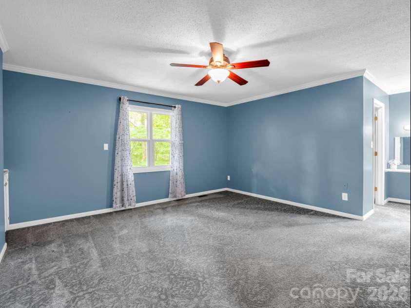 1810 Arbor Way Drive, Shelby, NC 28150.  MLS# CAR4392549, YatesRealty ID 36778. Primary bedroom on main level