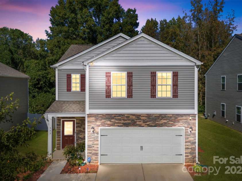542 King Clover Lane, Clover, SC 29710.  MLS# CAR4313272, YatesRealty ID 3678. 