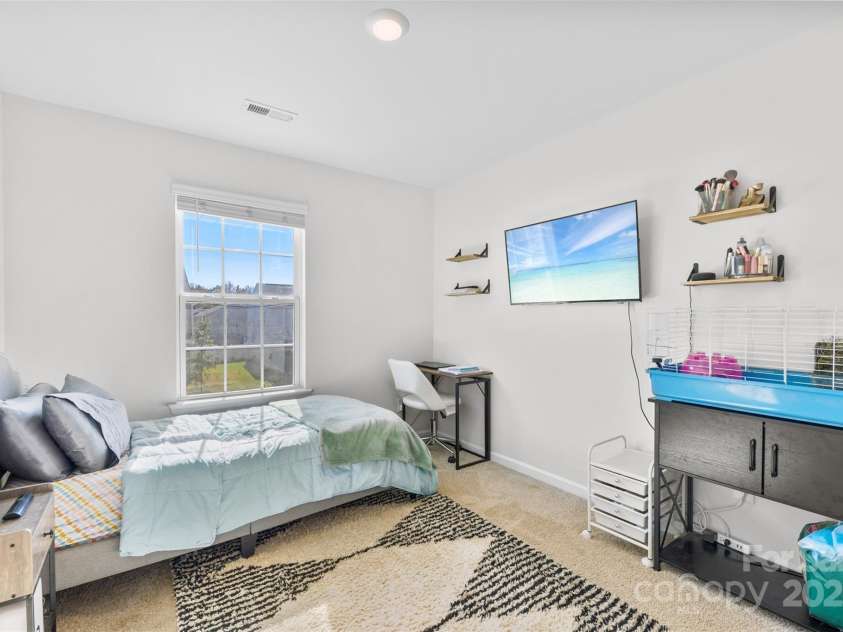 542 King Clover Lane, Clover, SC 29710.  MLS# CAR4313272, YatesRealty ID 3678. 