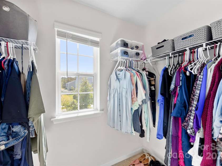 542 King Clover Lane, Clover, SC 29710.  MLS# CAR4313272, YatesRealty ID 3678. 