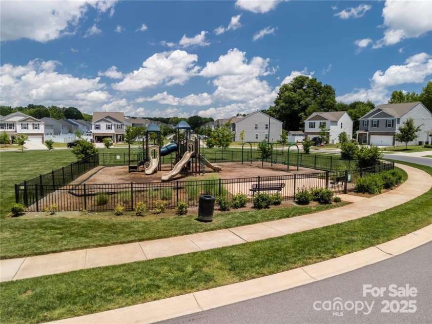 542 King Clover Lane, Clover, SC 29710.  MLS# CAR4313272, YatesRealty ID 3678. 