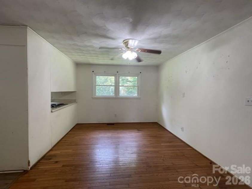 113 Lincoln Drive, Gaffney, SC 29341.  MLS# CAR4400044, YatesRealty ID 36781. 