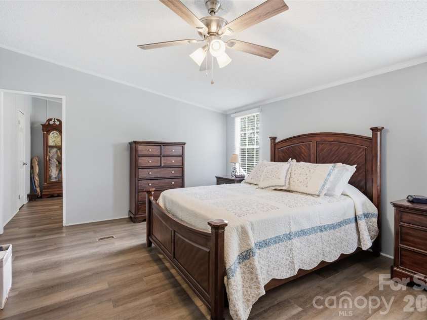 3642 Strollaway Lane, Claremont, NC 28610.  MLS# CAR4397799, YatesRealty ID 36782. 