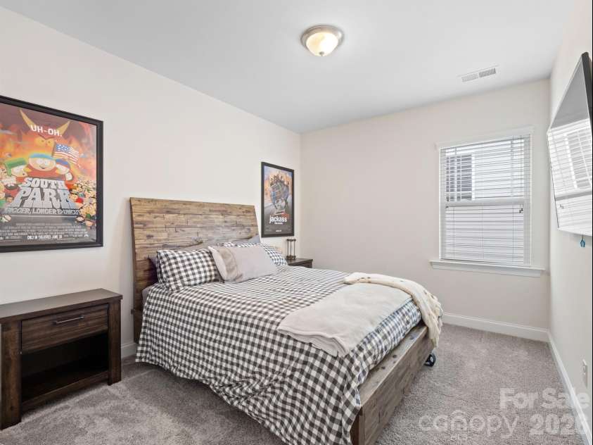 12610 Old Westbury Drive, Cornelius, NC 28031.  MLS# CAR4401913, YatesRealty ID 36783. 
