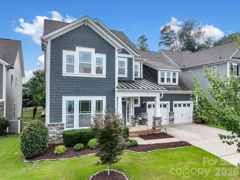 12610 Old Westbury Drive, Cornelius, NC 28031.  MLS# CAR4401913, YatesRealty ID 36783. 