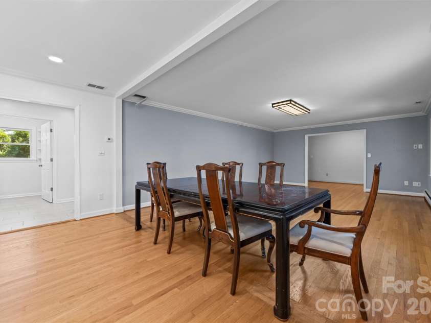 21 Hamburg Drive, Weaverville, NC 28787.  MLS# CAR4402832, YatesRealty ID 36786. Dining Area