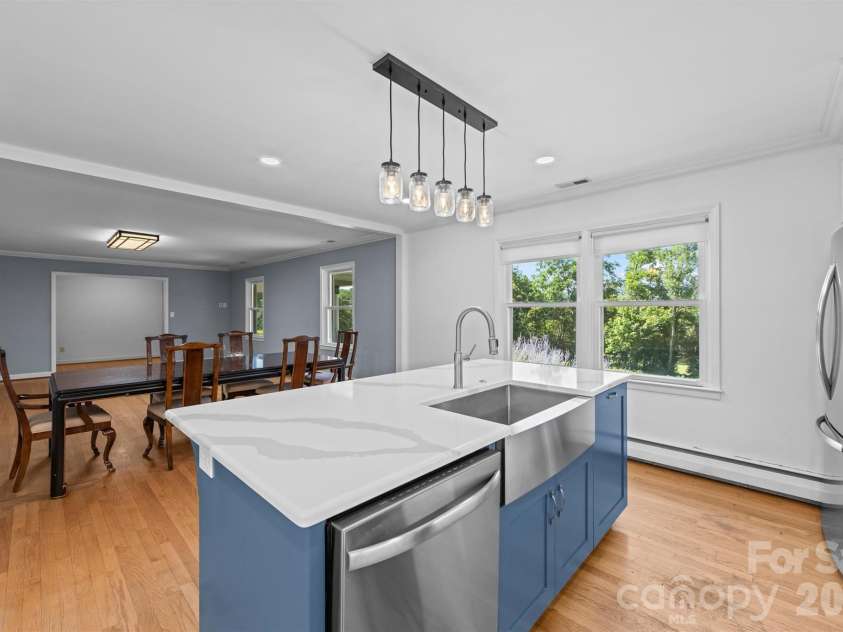21 Hamburg Drive, Weaverville, NC 28787.  MLS# CAR4402832, YatesRealty ID 36786. Kitchen